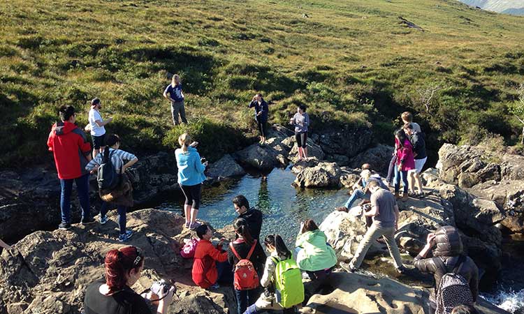 The fairy pools hidden away in the scottish highlands. Touring with the Macbackpackers tour group.